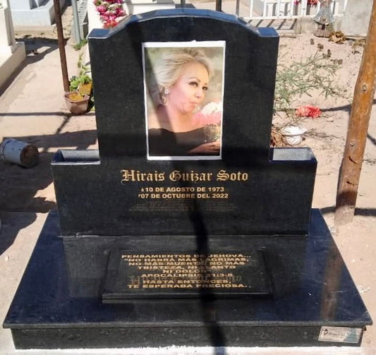 *** Lápida 28 (Mármol)